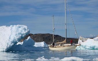 Jacht Anna na wodach Oceanu Arktycznego