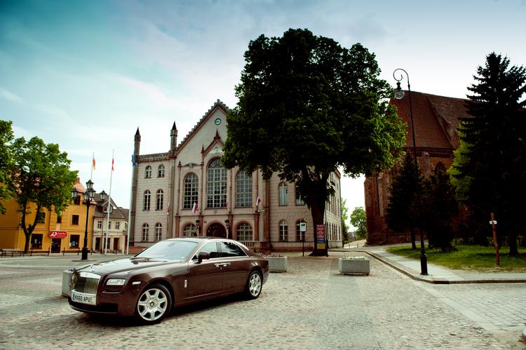 Na starym rynku w Ośnie Lubuskim stoi ratusz miejski z 1544 roku, pierwotnie zbudowany w stylu gotyckim, przebudowany w latach 1841-43