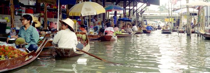 Zagrożony zalaniem jest słynny Wodny Tsrg w Bangkoku