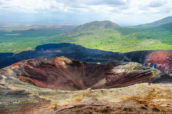 Volcano boarding - Nikaragua
