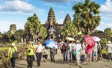 Turyści w świątyni Angkor Wat