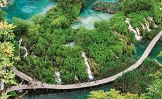 Chorwacja, Oprócz jezior i wodospadów atrakcją Parku Narodowego Jezior Plitwickich są też jaskinie