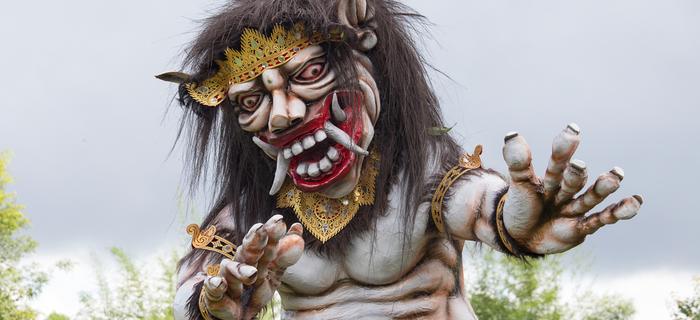 Bali, Figura ogoh-ogoh symbolizująca demona