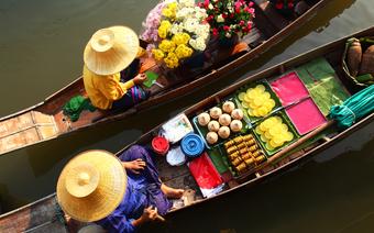 Pływający targ w Tajlandii