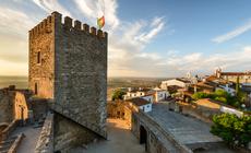 Widok z zamku na wieżę Monsaraz