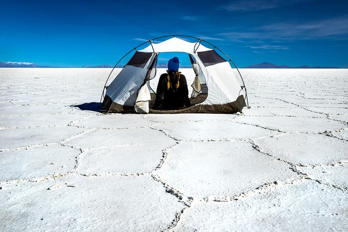 Rozbicie namiotu na Salar de Uyuni nie jest łatwe