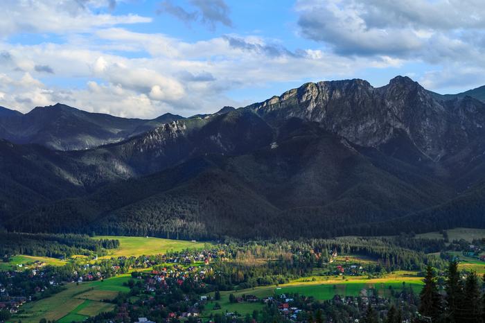 Widok z Gubałówki na Zakopane