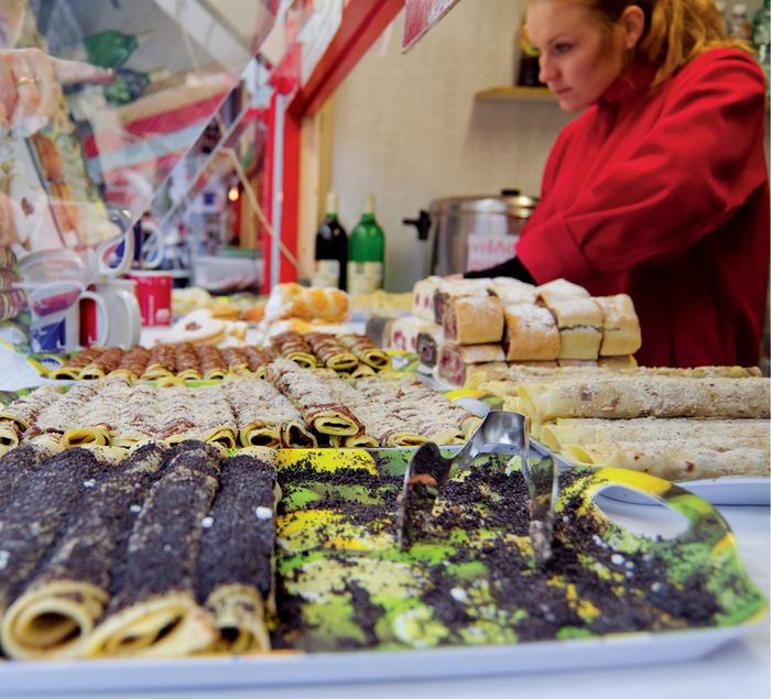 Ciasto na loksze – słowackie naleśniki, powstaje z gotowanych ziemniaków