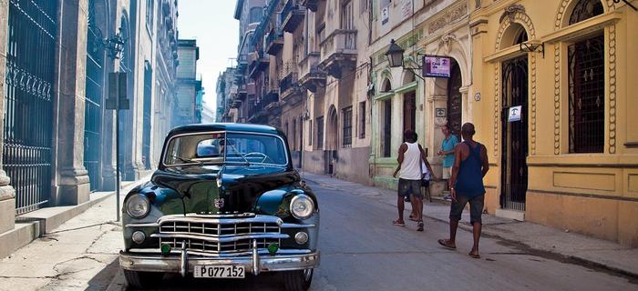 Do niedawna import aut na Kubę był zakazany – nieustannie więc restaurowano auta z lat 50.