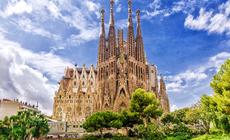 Największą atrakcją Barcelony jest Sagrada Familia