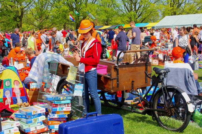 Vrijmarkt to powrót do handlowych tradycji Amsterdamu