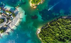 Wakacje w Albanii: Ksamil i wysepki z drona