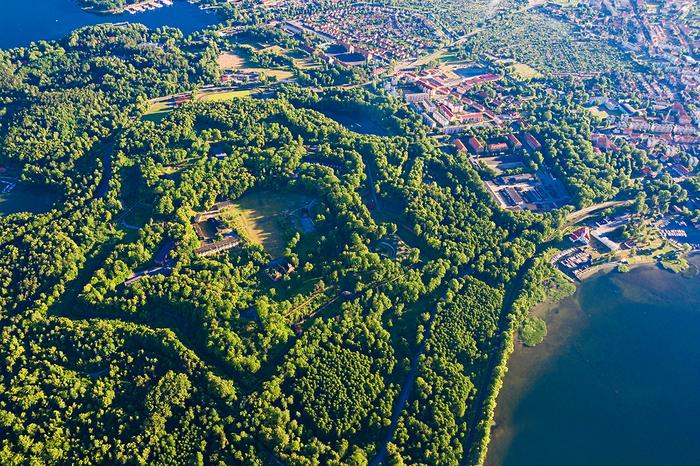 Twierdza Boyen z lotu ptaka przypomina gwiazdę