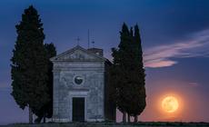 Cappella della Madonna di Vitaleta znana jest ze swojej fotogeniczności