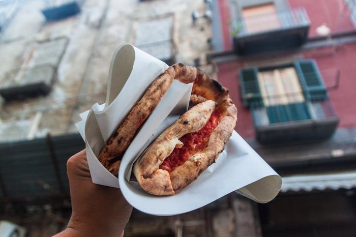 Street food w wydaniu neapolitańskim