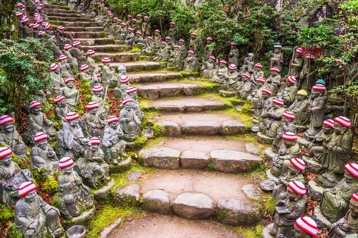 Droga do świątyni Daisho-in na wyspie Miyajima