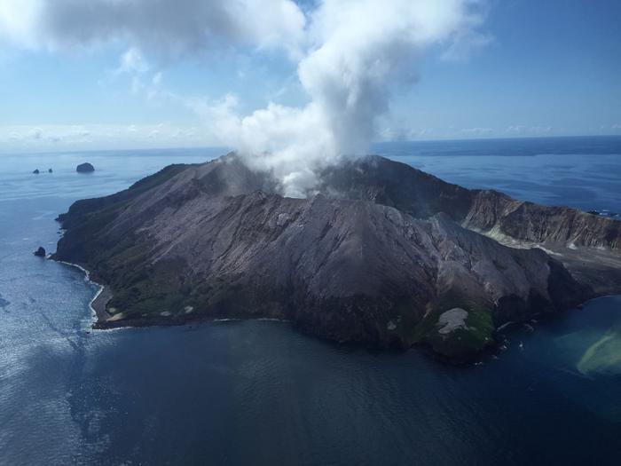 Wybuch wulkanu na nowozelandzkiej wyspie White