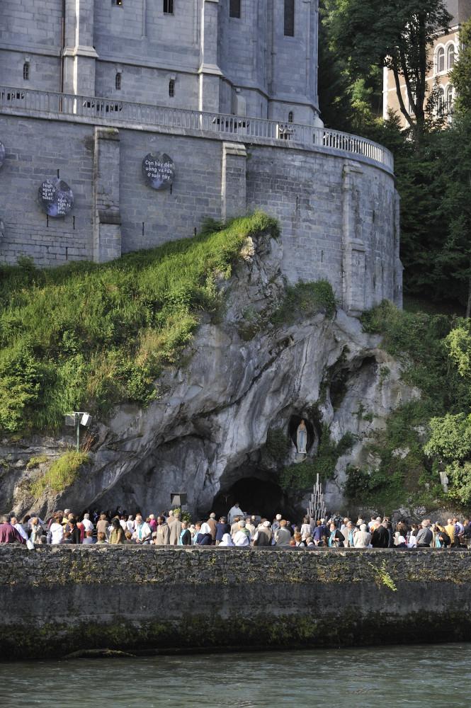 Pielgrzymi w Lourdes