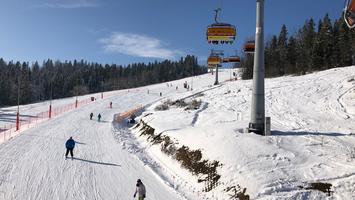 Polski ośrodek narciarski wyróżniony przez Lonely Planet. Jest jednym z najtańszych w Europie